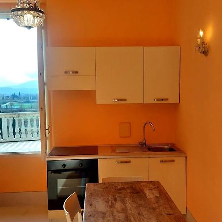 La Casa Del Mago Camere E Appartamenti Pissignano Экстерьер фото
