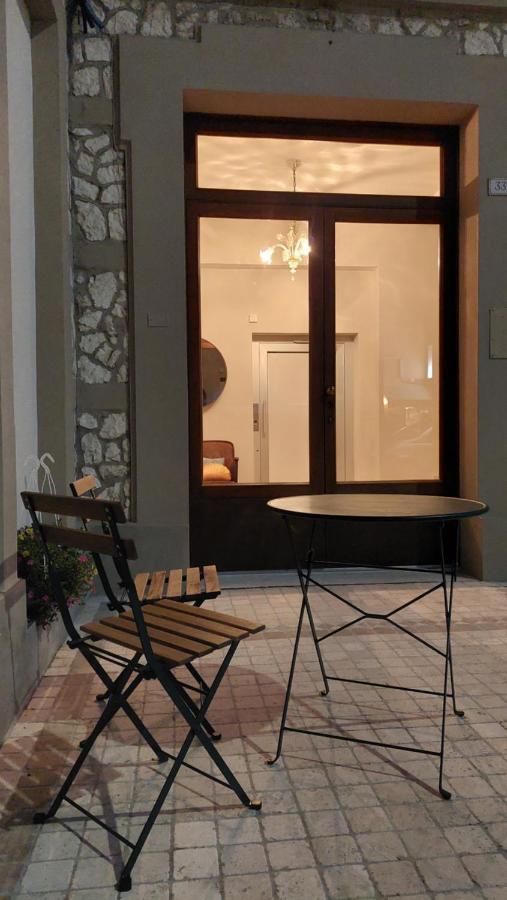 La Casa Del Mago Camere E Appartamenti Pissignano Экстерьер фото