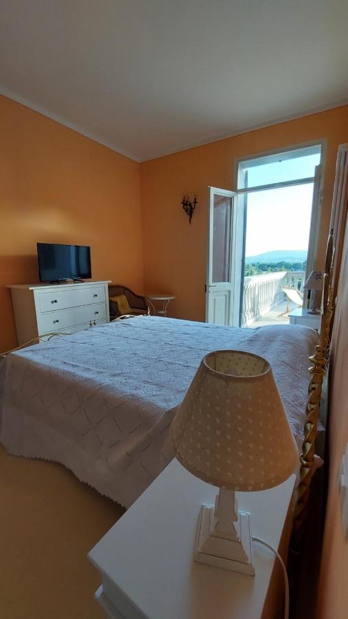 La Casa Del Mago Camere E Appartamenti Pissignano Экстерьер фото