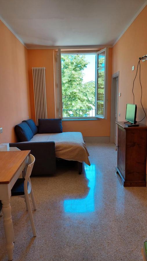 La Casa Del Mago Camere E Appartamenti Pissignano Экстерьер фото