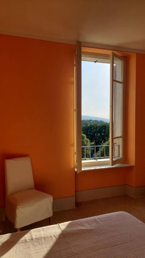 La Casa Del Mago Camere E Appartamenti Pissignano Экстерьер фото