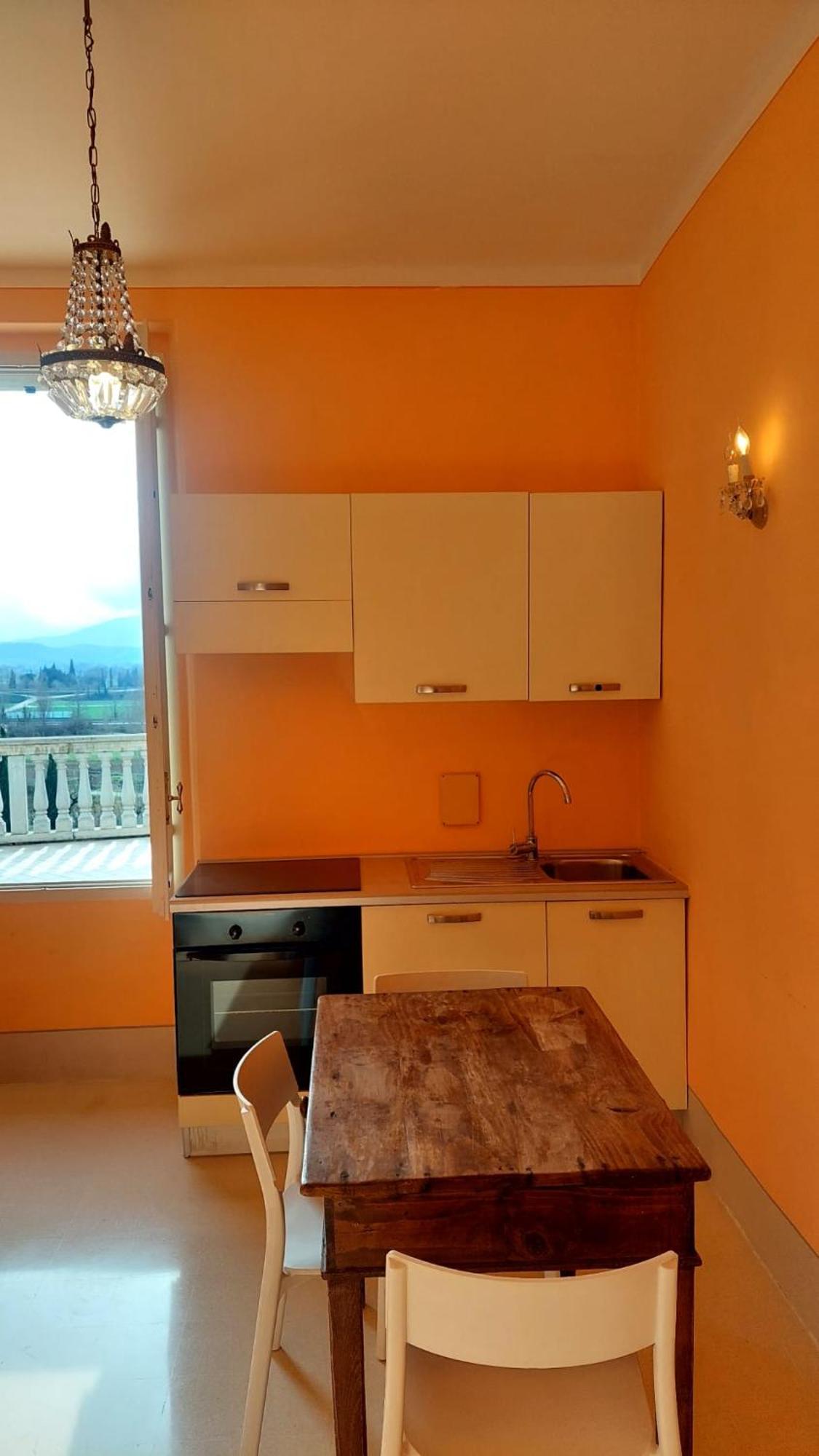La Casa Del Mago Camere E Appartamenti Pissignano Экстерьер фото